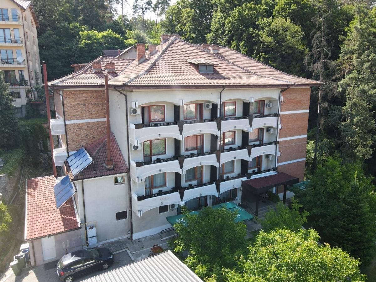 全景酒店 Râmnicu Vâlcea 外观 照片